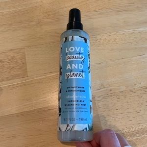 Love Beauty and Planet Waterless Cleansing Mist